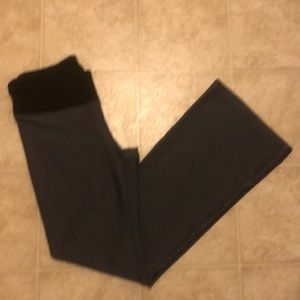 GapBody Womens Flare Leggings Size Small